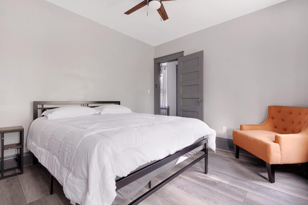 Cozy 4br 1ba Close To The Falls Niagara Falls
